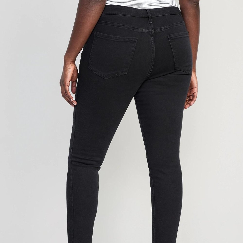 Mid-Rise Rockstar Super-Skinny Raw-Edge Ankle Jeans for Women - Picture 6 of 10